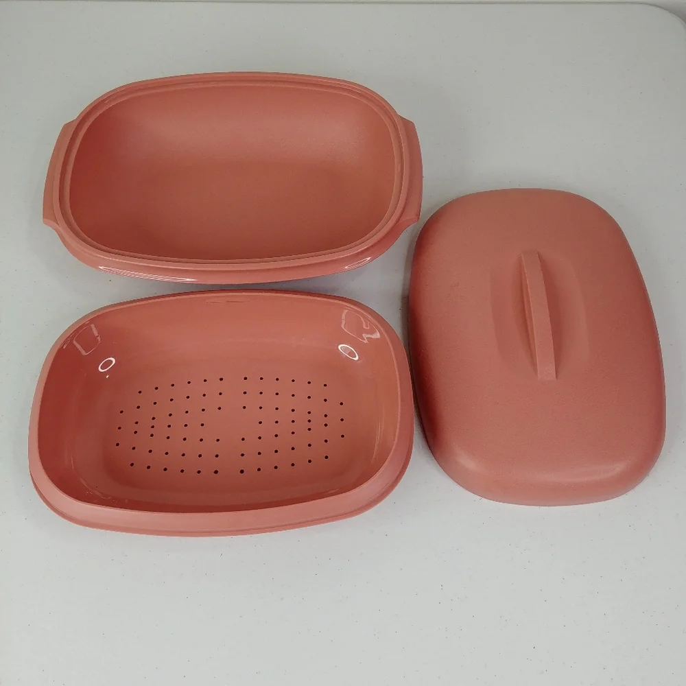 Tupperware vintage vegetable